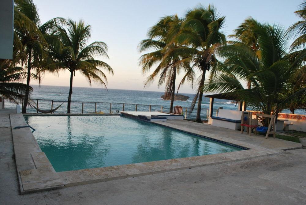 VENTANA AL ATLANTICO BOUTIQUE HOTEL AT ARECIBO 681 OCEAN DRIVE